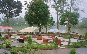 Kafe Aesthetic di Tepi Sungai Kapuas Viral: Destinasi Nongkrong Baru yang Menarik Perhatian Warga Pontianak